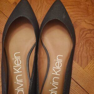 Calvin Klein blue flats 9 1/2
